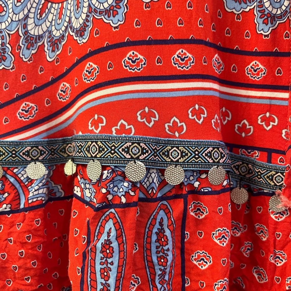 Red tunic - Picture 2 of 3